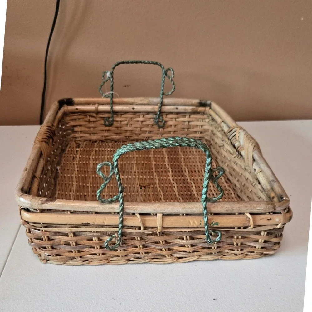 Vintage Heironimus Wicker Rattan Serving Basket Tray Green Metal Handles 16